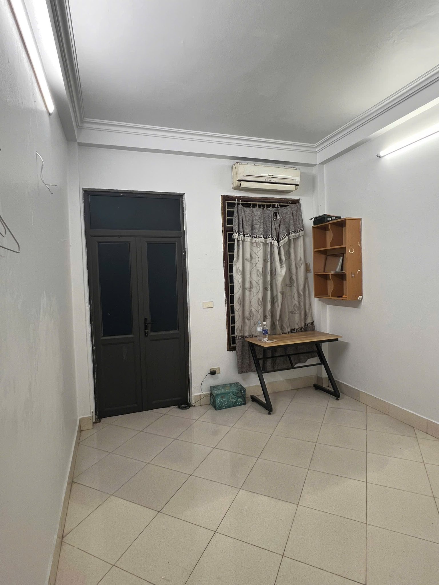 Cho thuê nhà Lương Khánh Thiện, 4 tầng x 30m2, 4 ngủ, Full đồ, 12 Triệu vào ngay - Ảnh 1